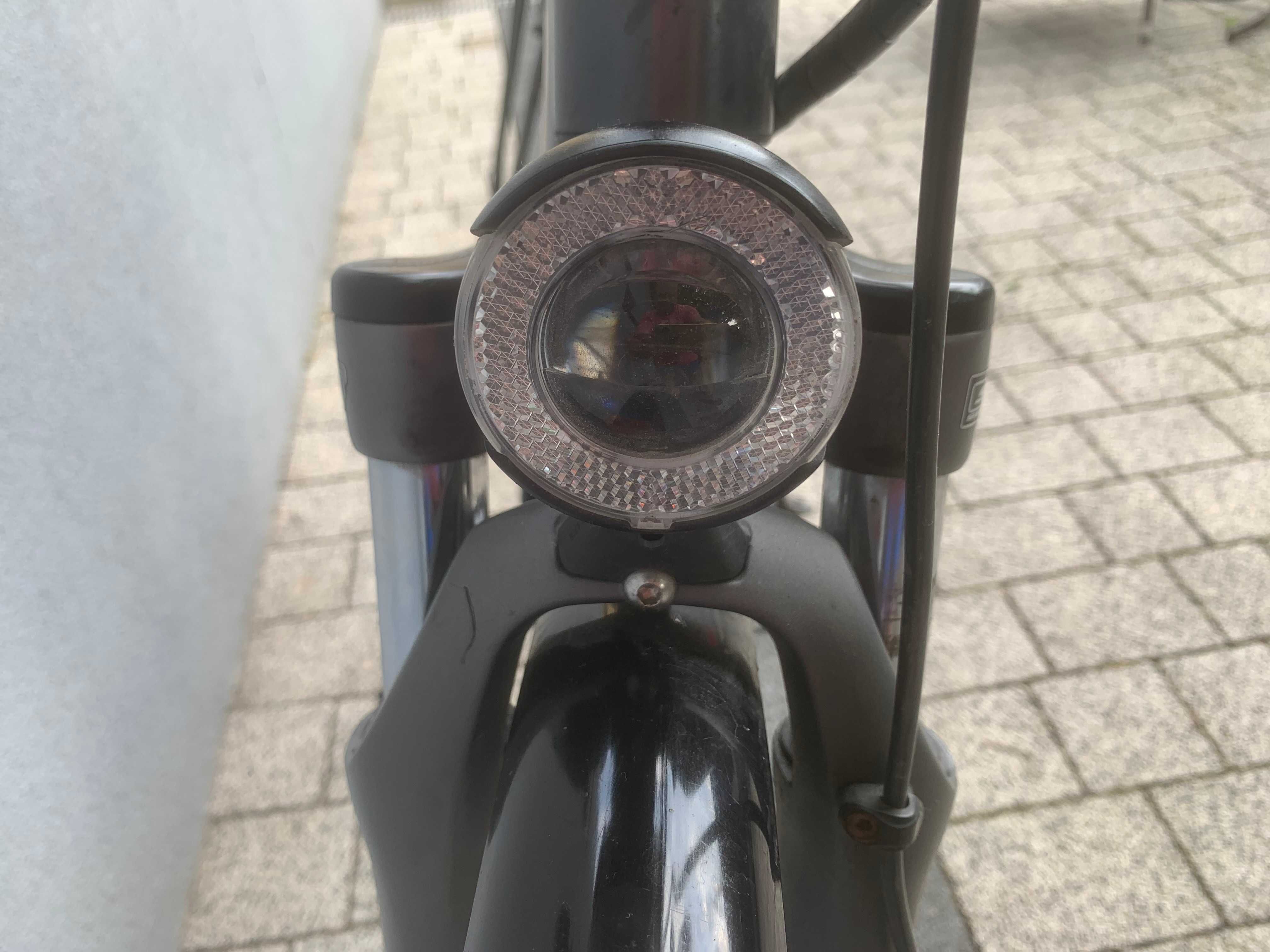 cube touring hybrid elektryczny rower trekkingowy bosch performance