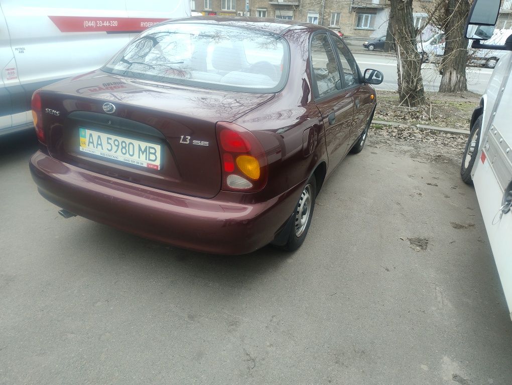 Автомобіль ЗАЗ сенс 1.3 se