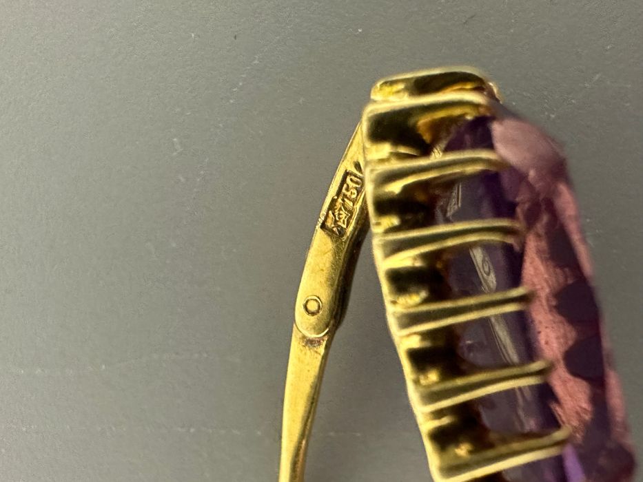 Серьги золотые 750 пробы с александритом со звездой 6,11грам