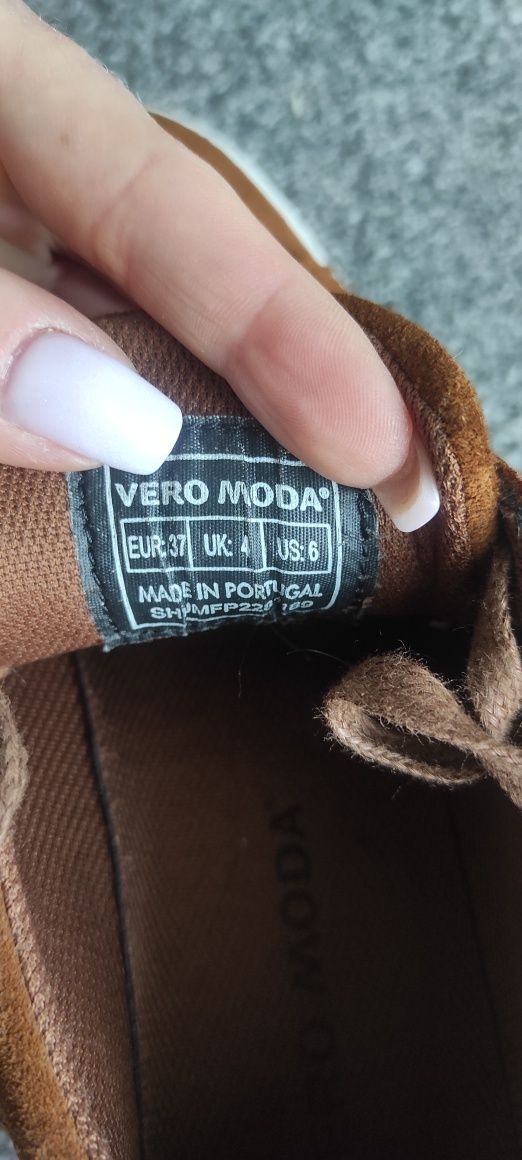 Zamszowe, sneakersy Vero moda 37, skóra naturalna