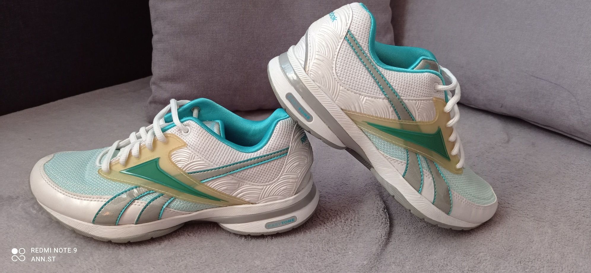 Reebok easytone reeinspire 37 do biegania
