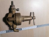 Zabytkowy mosiężny reduktor gazowy Perun – retro, loft, kolekcjonerski