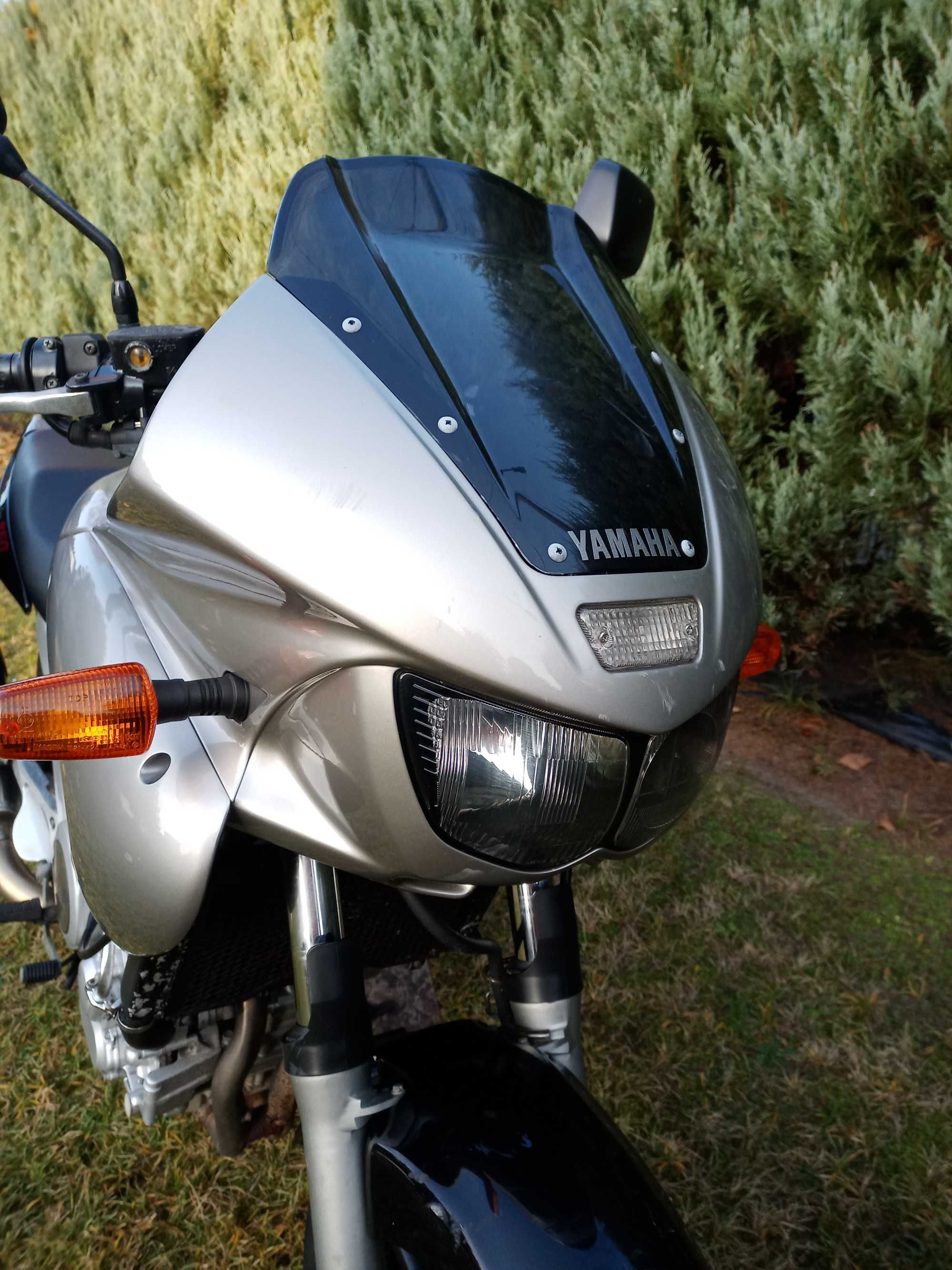 Yamaha TDM 850 owiewka osłona boczek