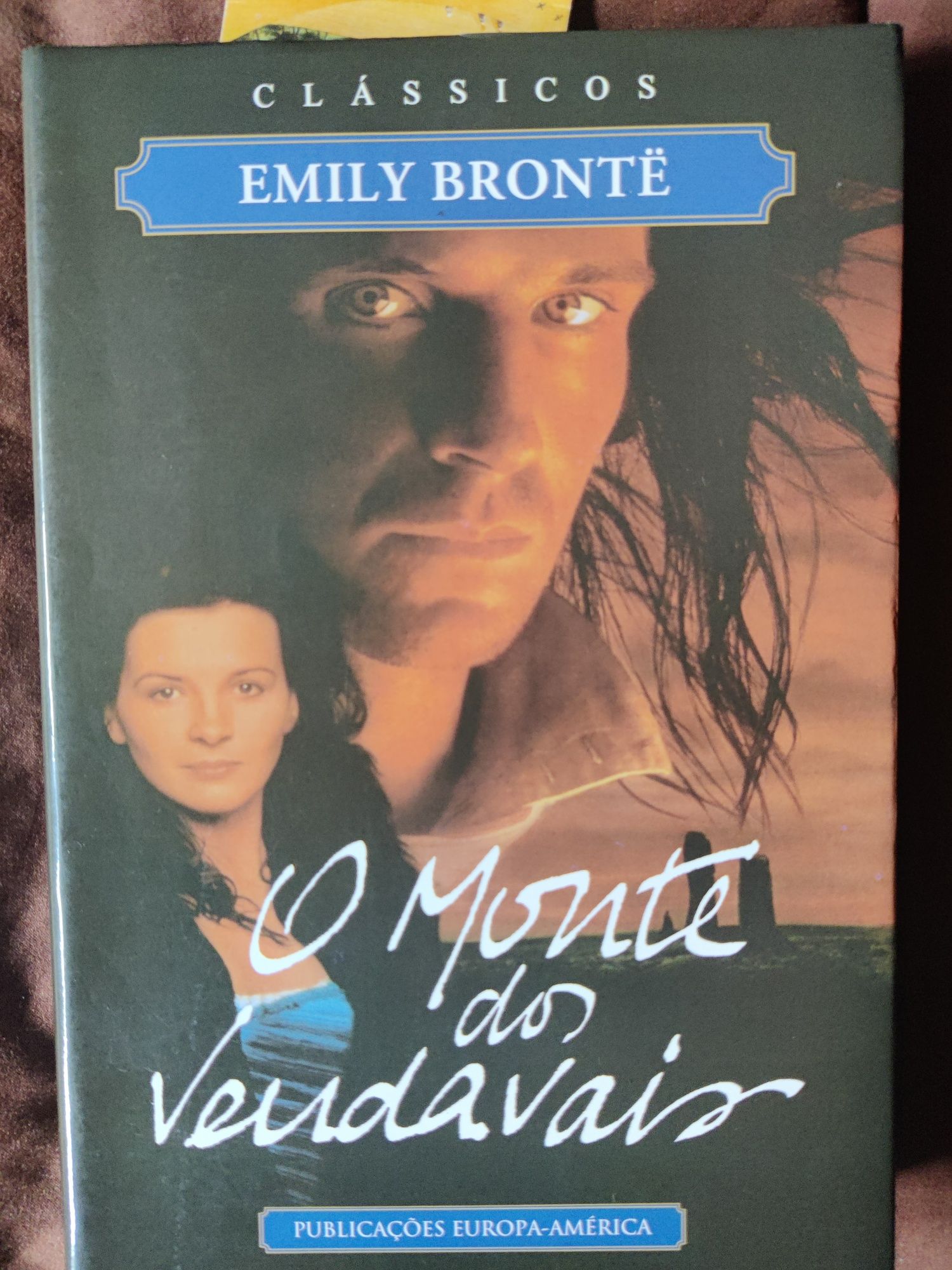 O Monte dos Vendavais de Emily Bronte