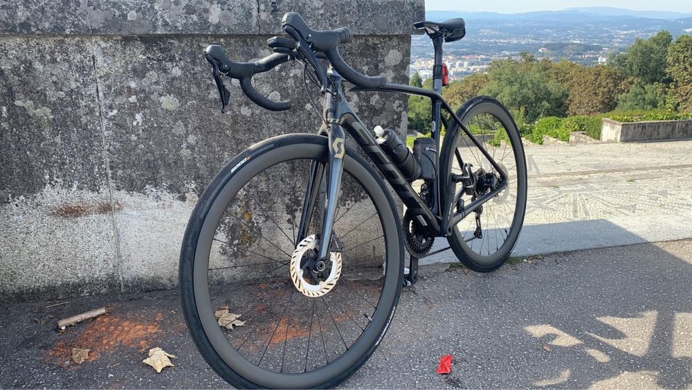 Bici estrada Scott Addict 20