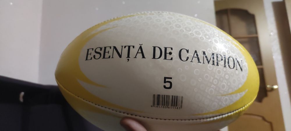 М'яч для гри в регбі