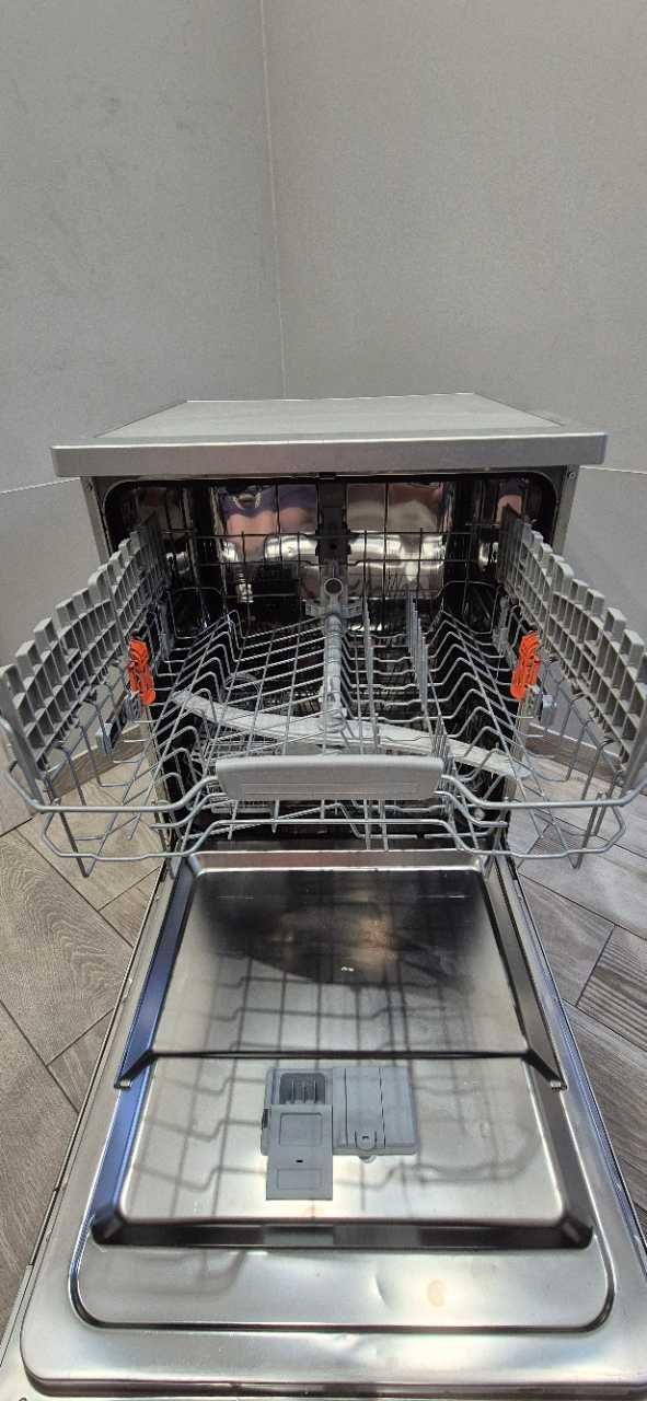 Zmywarka Hotpoint ARISTON IHFC3B+26X