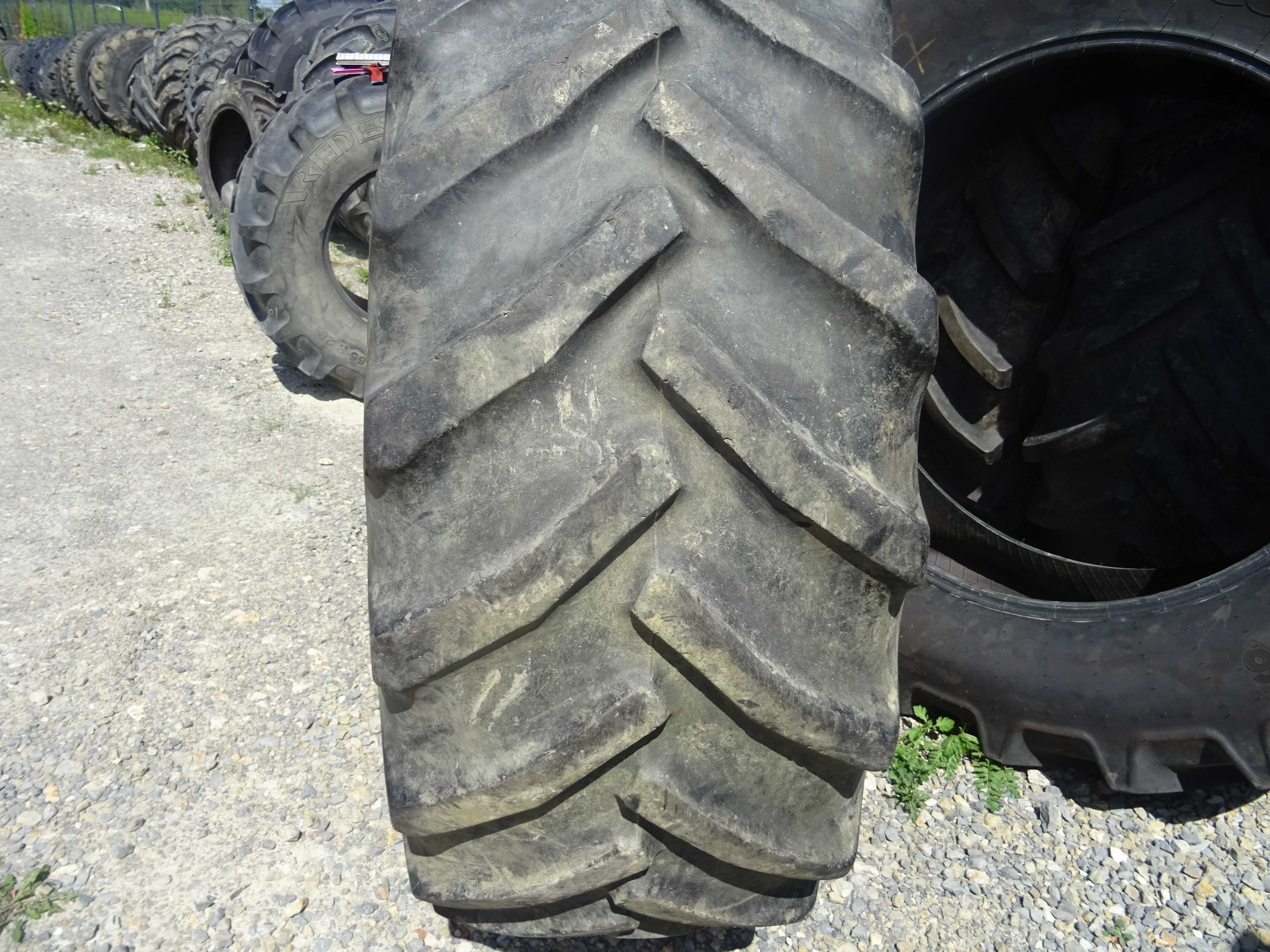 opona 600/65R38 Goodyear DT820 (1200 netto)