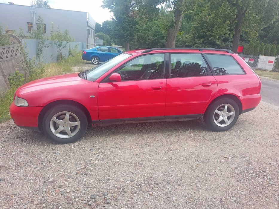 Audi A4 B5 kombi 1.8 125km