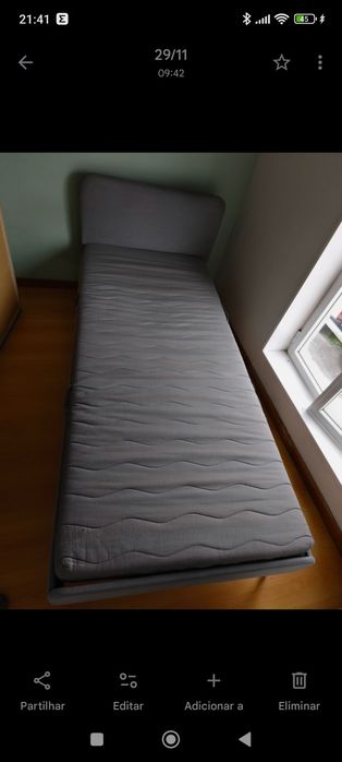 Cama de solteiro e colchão