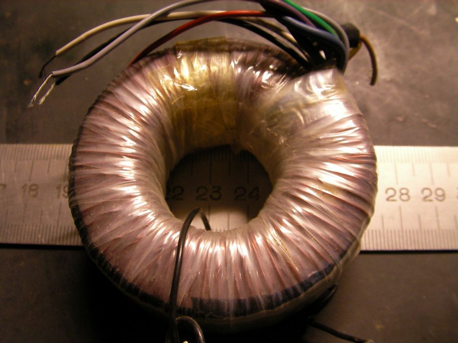 Transformador toroidal 50 e 30w e T I´s