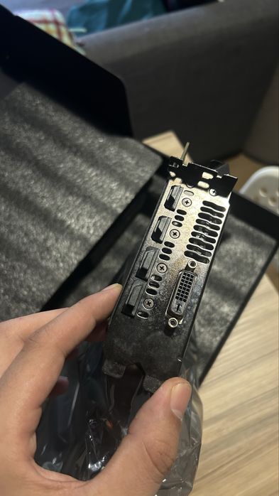 Geforce GTX 1060 6GB (Asus Strix Edition)