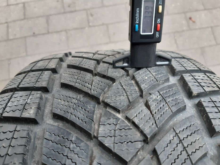 4x Opony 255 50 R 19 Goodyear UltraGrip Performance 4szt Jak NOWE
