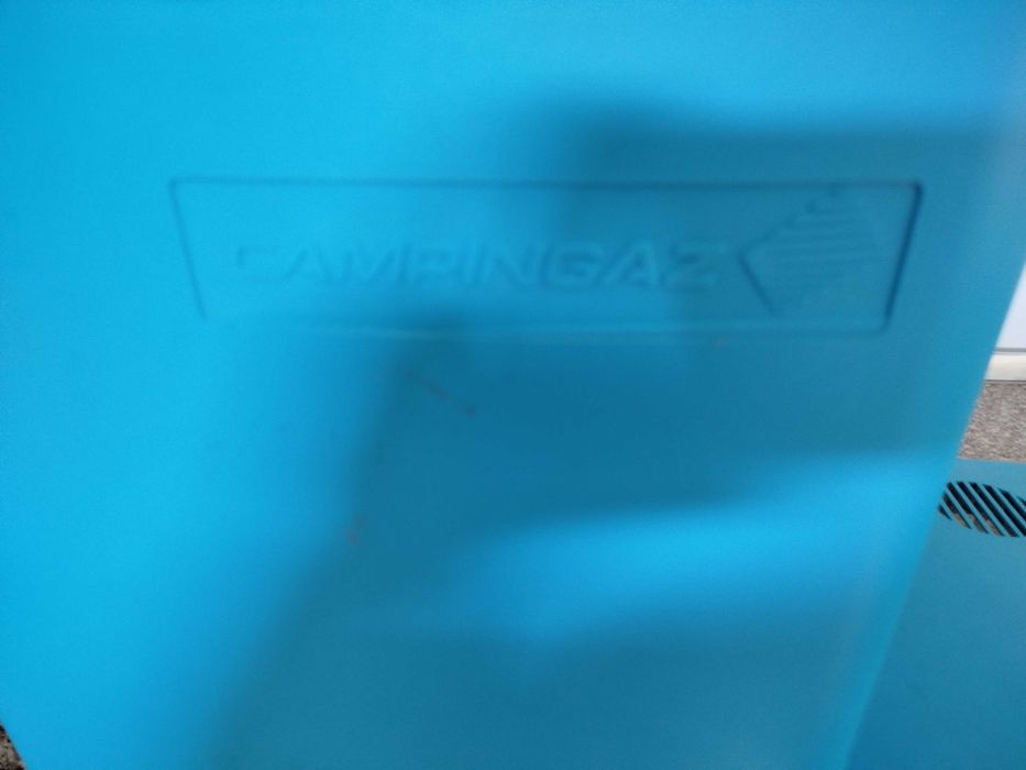 Geladeira elétrica da campingaz