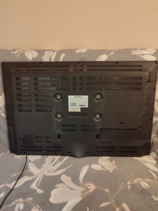 Телевізор Elenberg LET