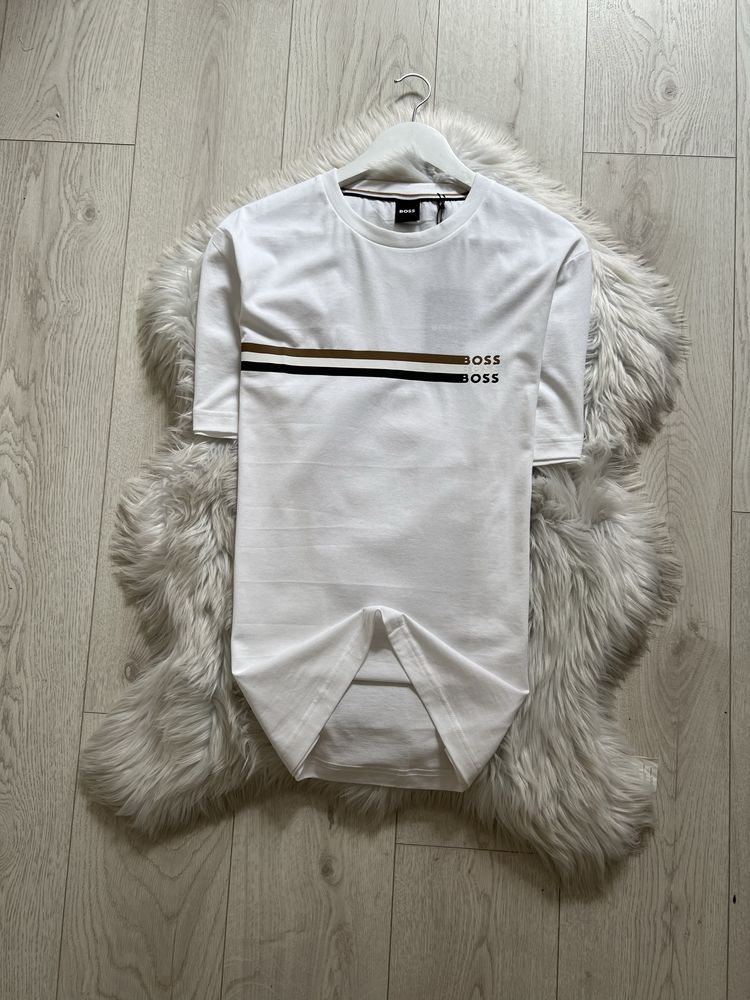 Нова біла футболка Hugo Boss, S, M, L, XL