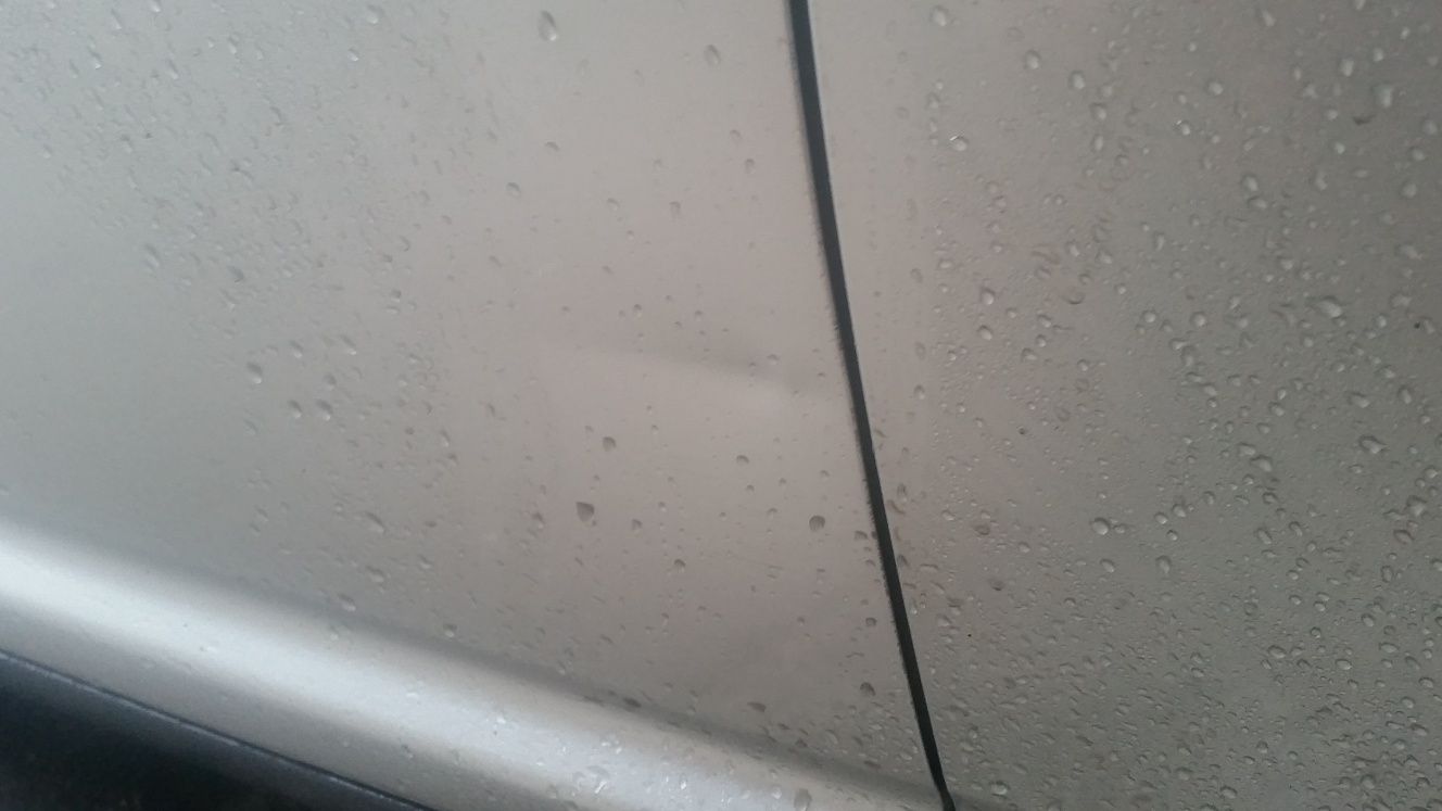 Drzwi kierowcy Toyta Avensis T 25