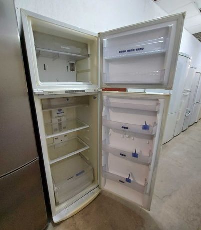 Холодильник Whirlpool ARC420641 Доставка Гарантия Скидка