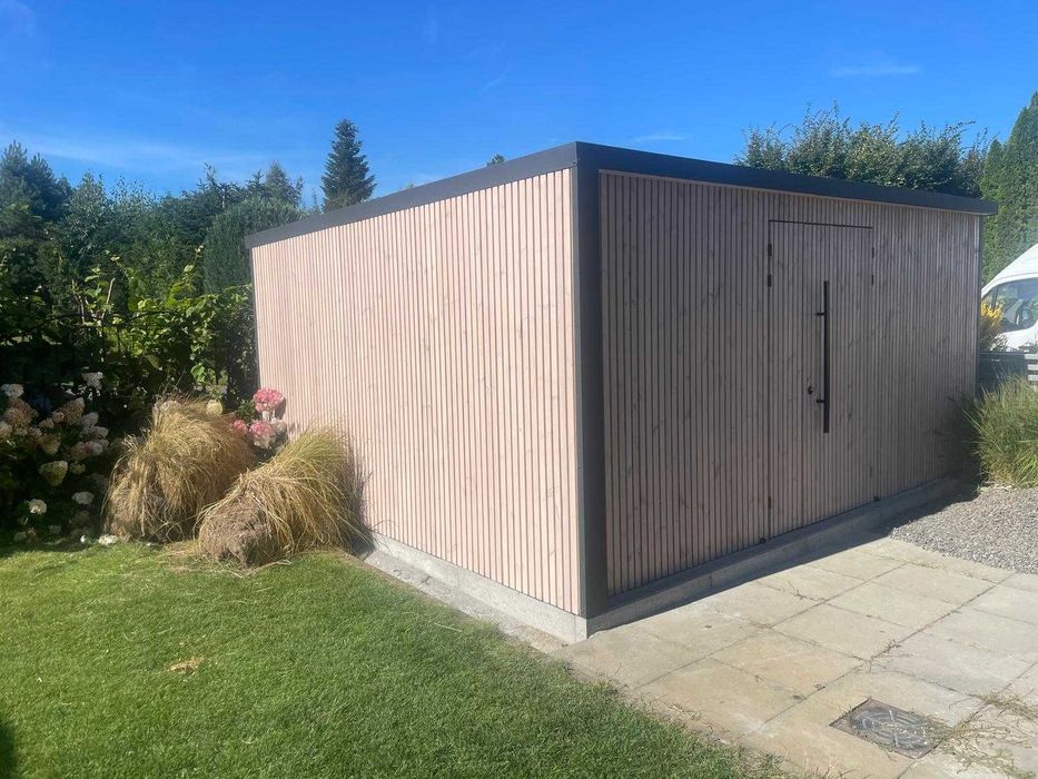 Nowoczesny domek narzędziowy, drewutnia, altana, lamele