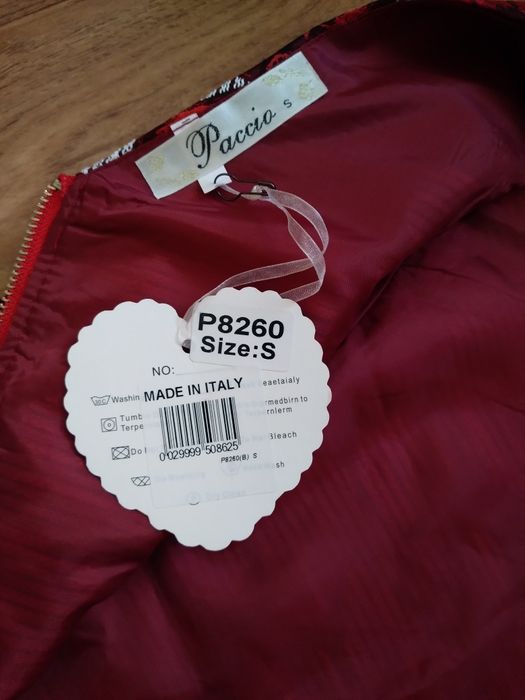 Нова сукня Paccio.