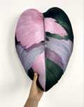 Poduszka ozdobna liść Philodendron Pink Princess 48cm x 34 cm
