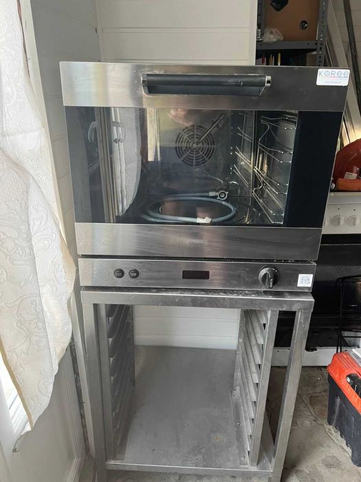 Конвекційна піч Smeg (з парою)