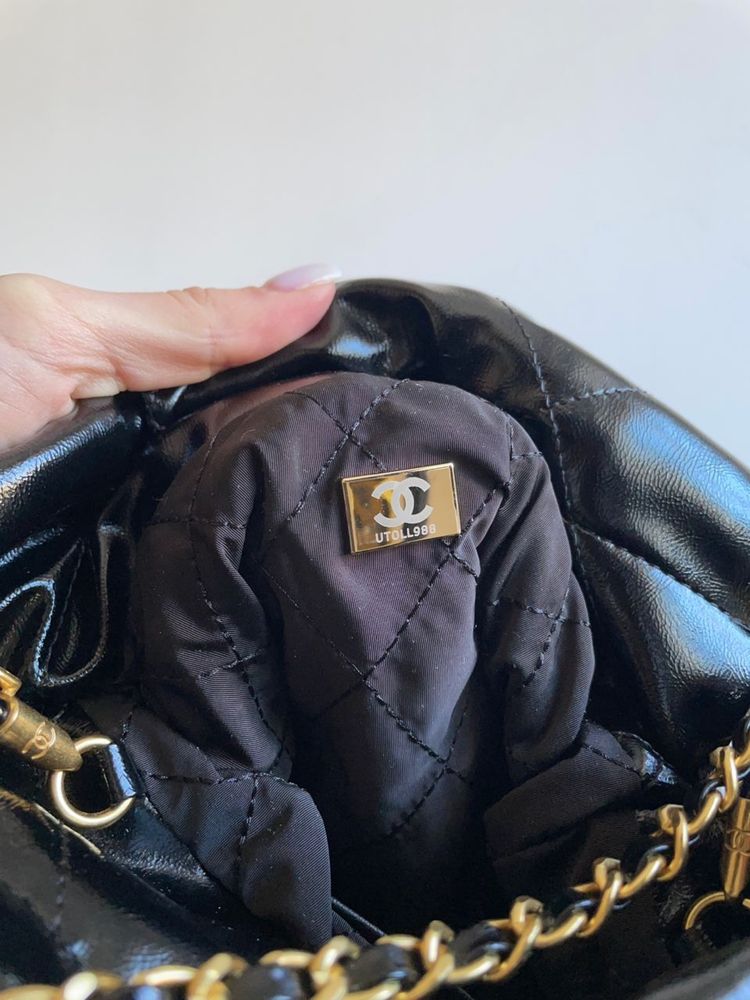 Сумочка мешочек в стиле Chanel Calfskin mini 22 Шанель премиум