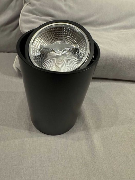 Aqform TUBA 111  Oprawa natynkowa czarna duża