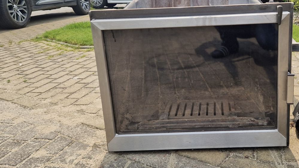 Żeliwny wlład  kominkowy seguin, uzywany 14kw,  2005 r