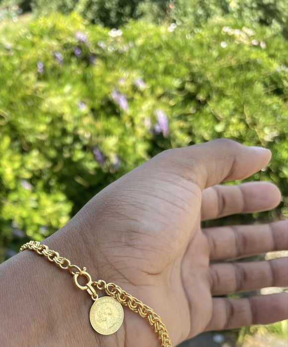 VENDO Pulseira com pendente incluso…