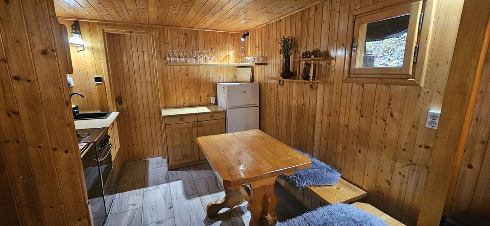 Domek z jacuzzi, sauną na wyłączność i kominkiem