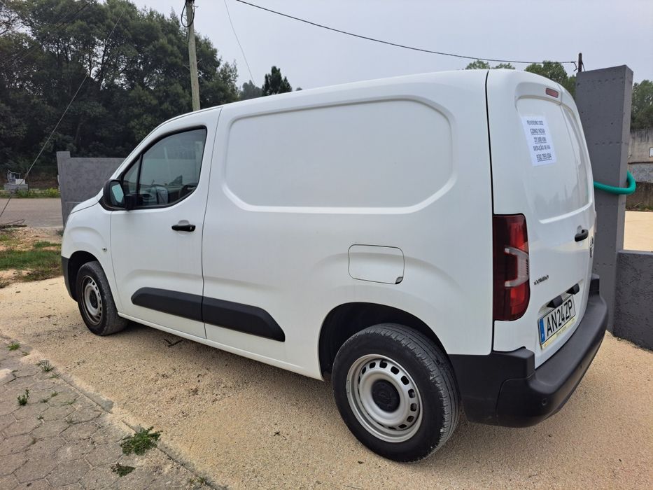 Carrinha Opel combo