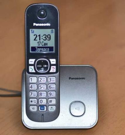 Домашний телефон PANASONIC KX-TG6811UAB