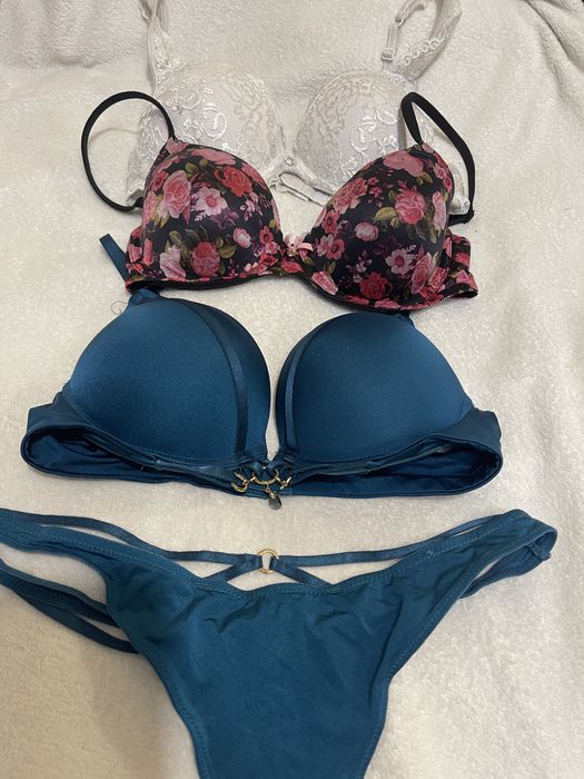Комплект нижнего Victoria’s Secret белья цена за всё