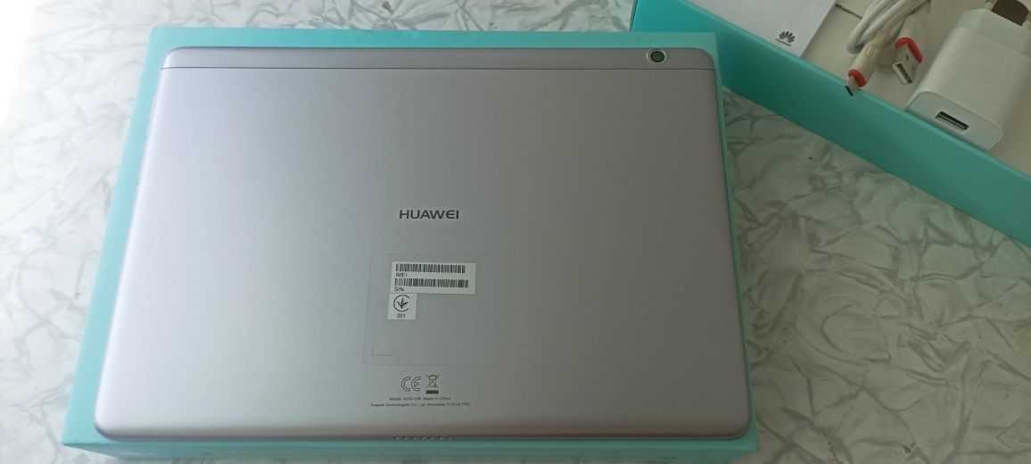 Планшет Huawei mediaPad T3 10 з sim