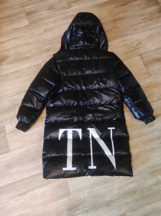 Пуховик на девочку Valentino monkler пальто пуфер VLTN