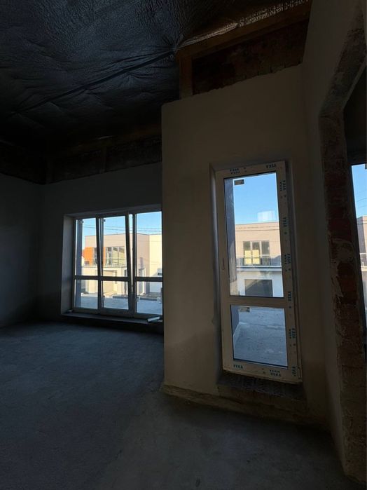 Продаж окремостоячого будинку в Пасіках Зубрицьких