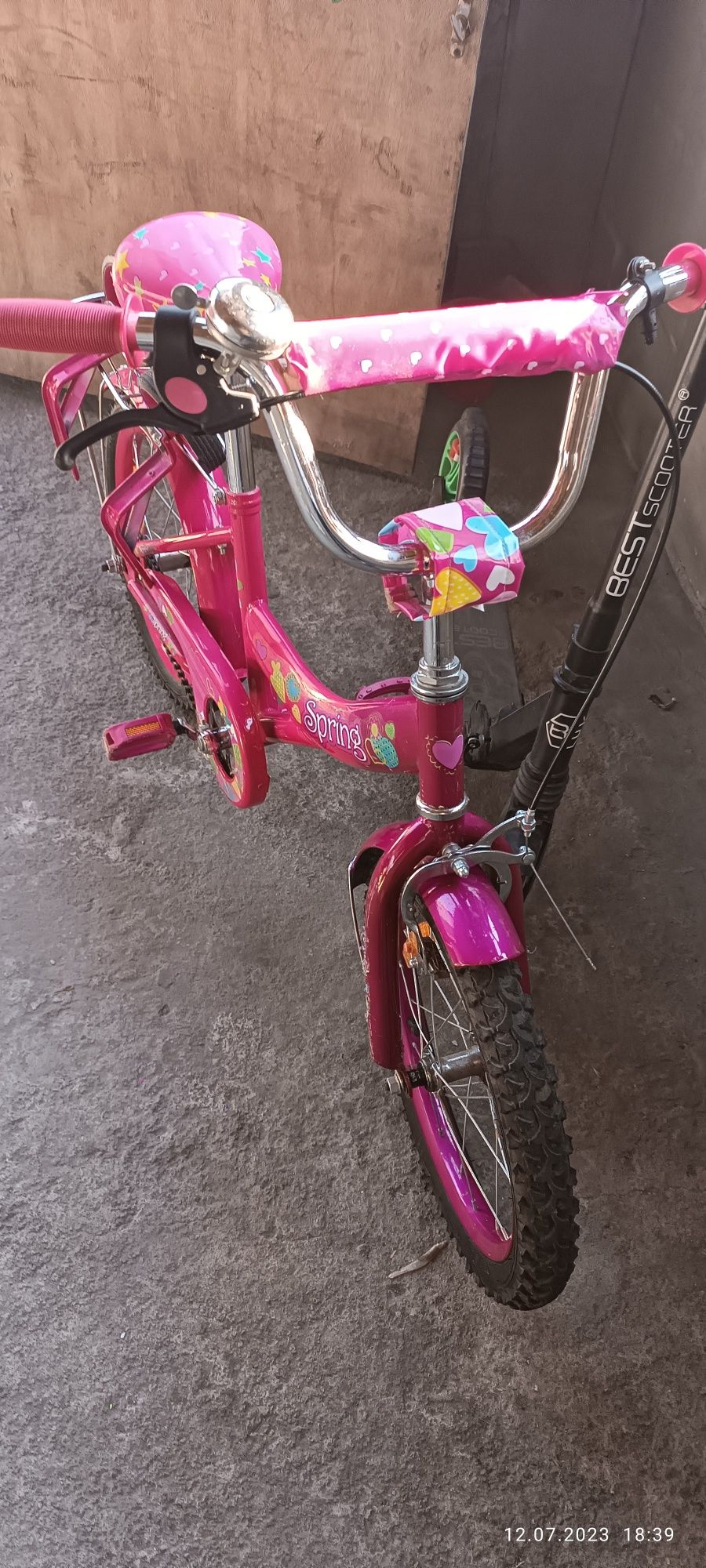 Детский велосипед,  16дюймов колеса

18 дюймов коле