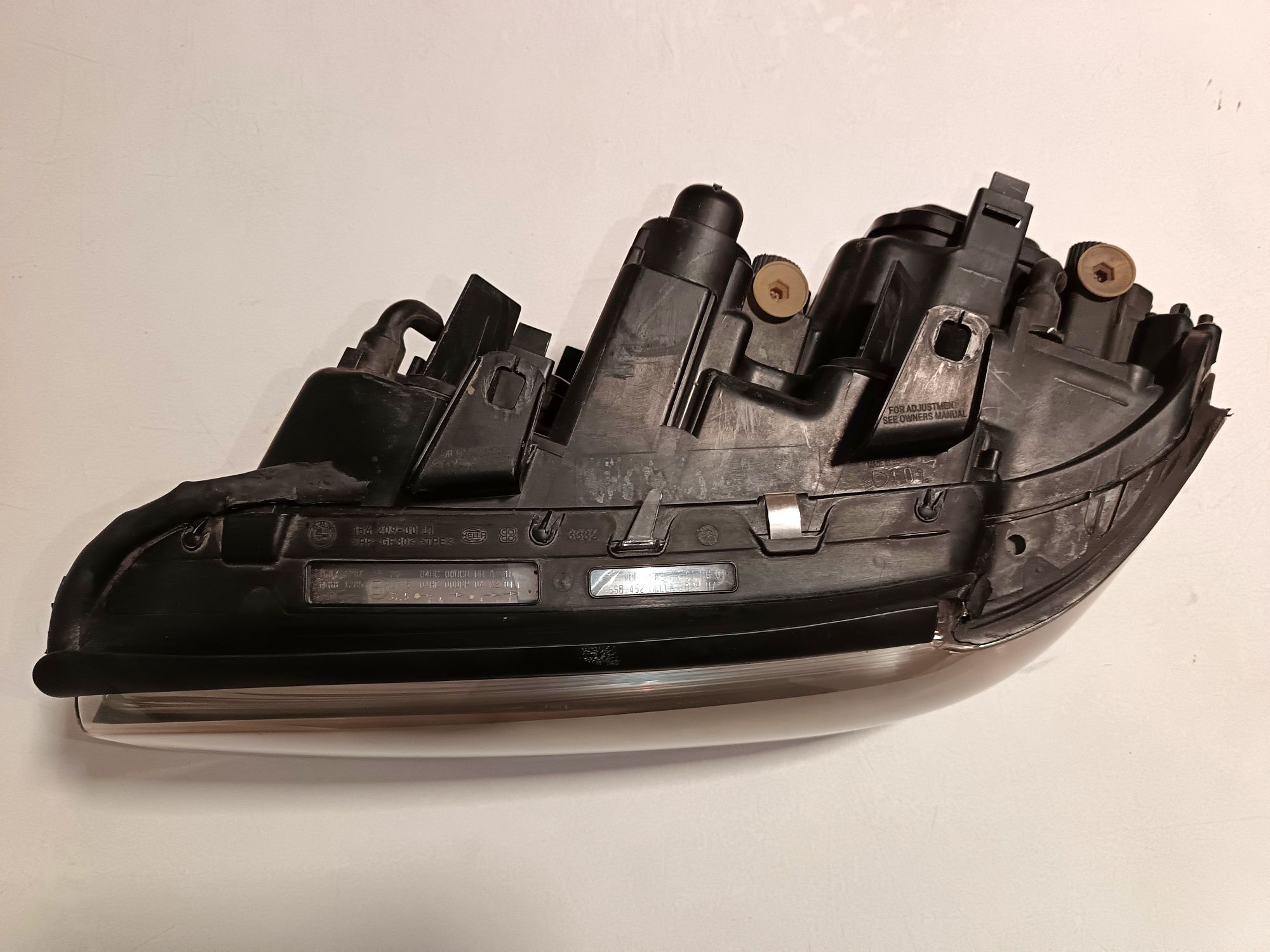 Farol BMW serie 7 E65