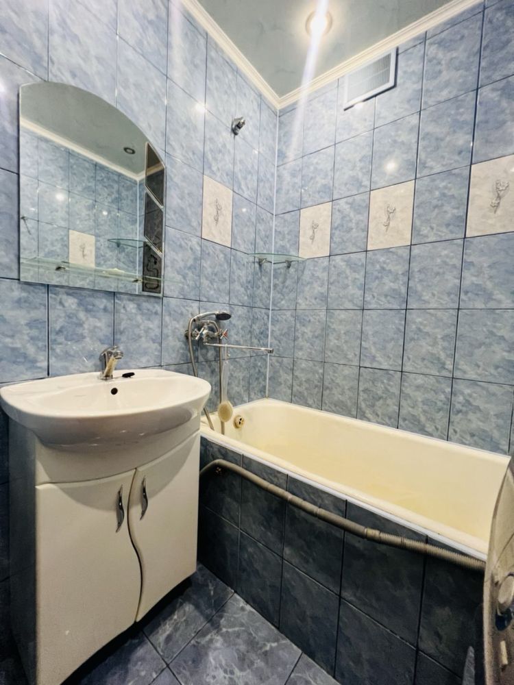 Продам 3к з АЕО на Новомиколаївці, 65кв