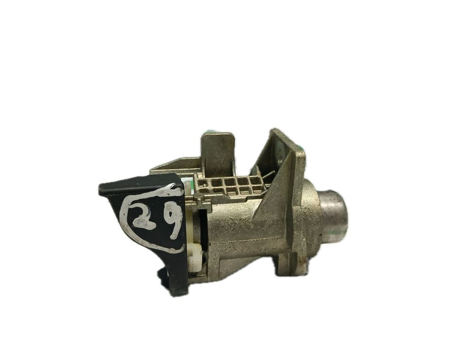 Fechadura / fecho da mala TOYOTA Yaris (_P9_)