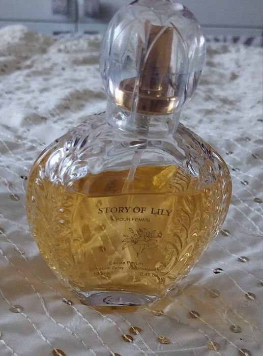 Парфюмированная вода Just Rose,   Story of Lily и др