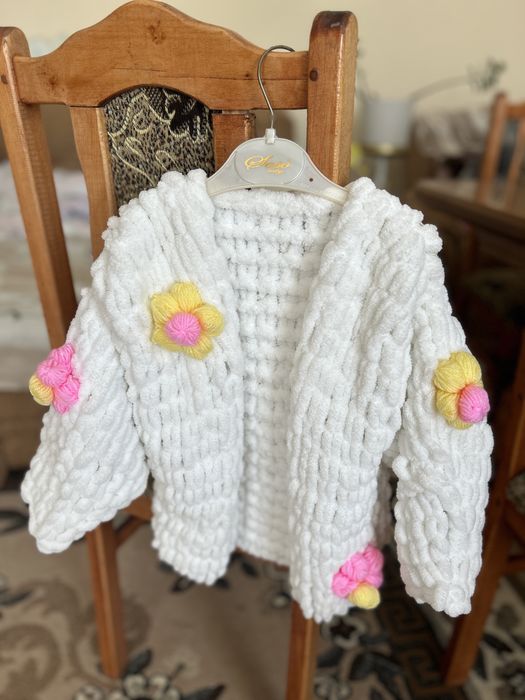 Кардинан для дівчинки