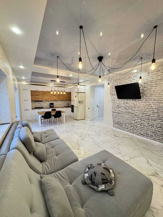 Оренда кутового таунхауса в Бучі, вул. Вокзальна