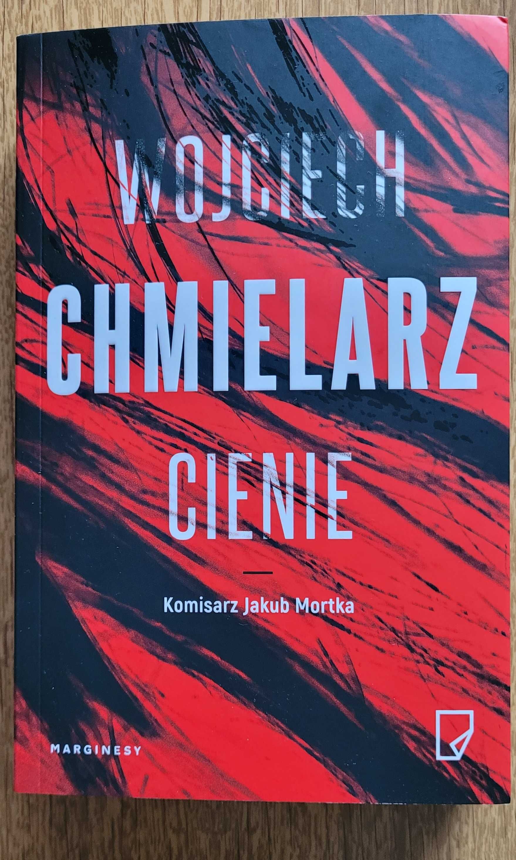 Cienie Chmielarz