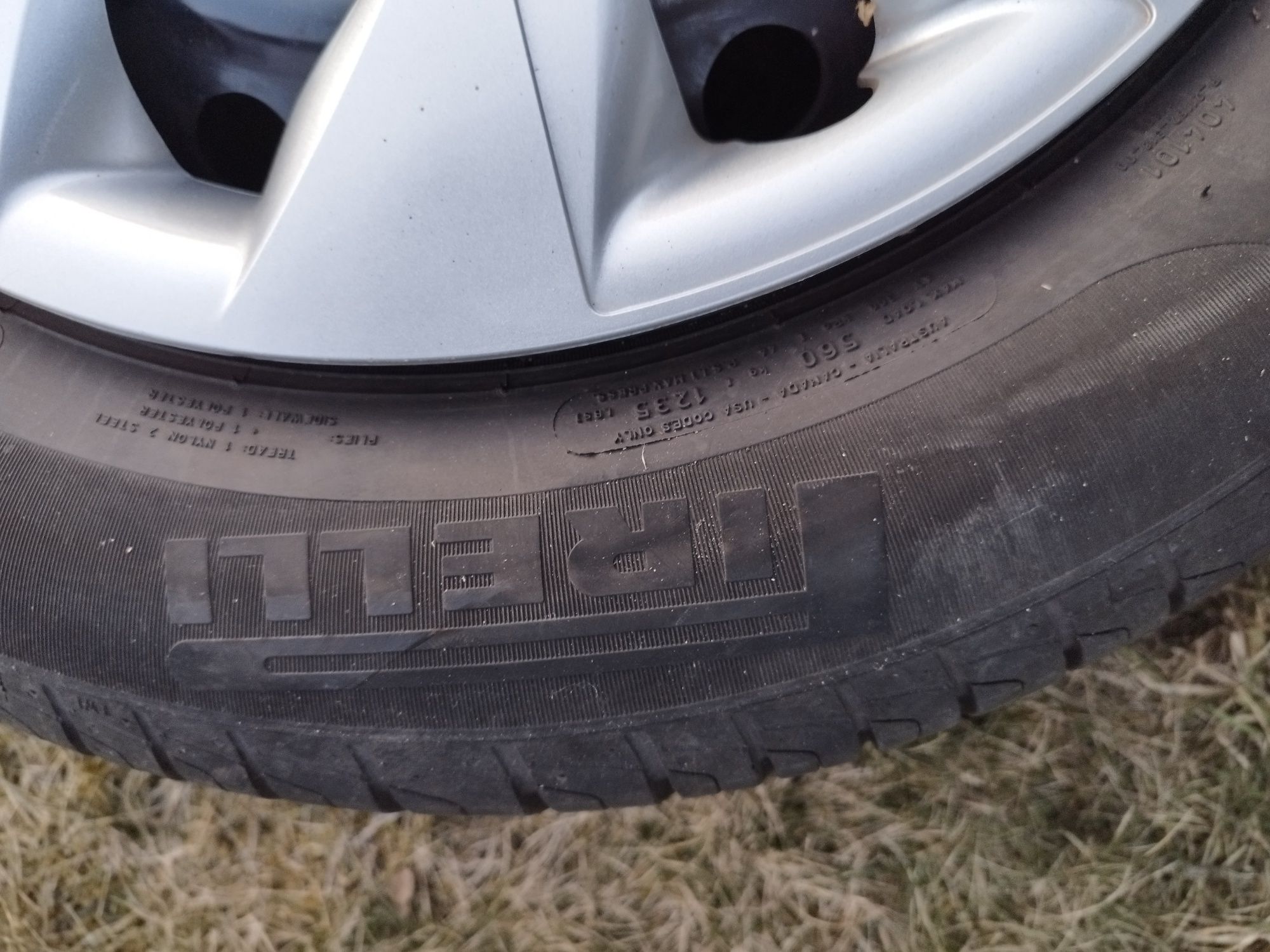 Komplet kół 185/65 R15 z TPMS do Hyundai i20