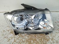 Jeep Grand Cherokee WK2 Bi Xenon prawy lampa prawa EUROPA