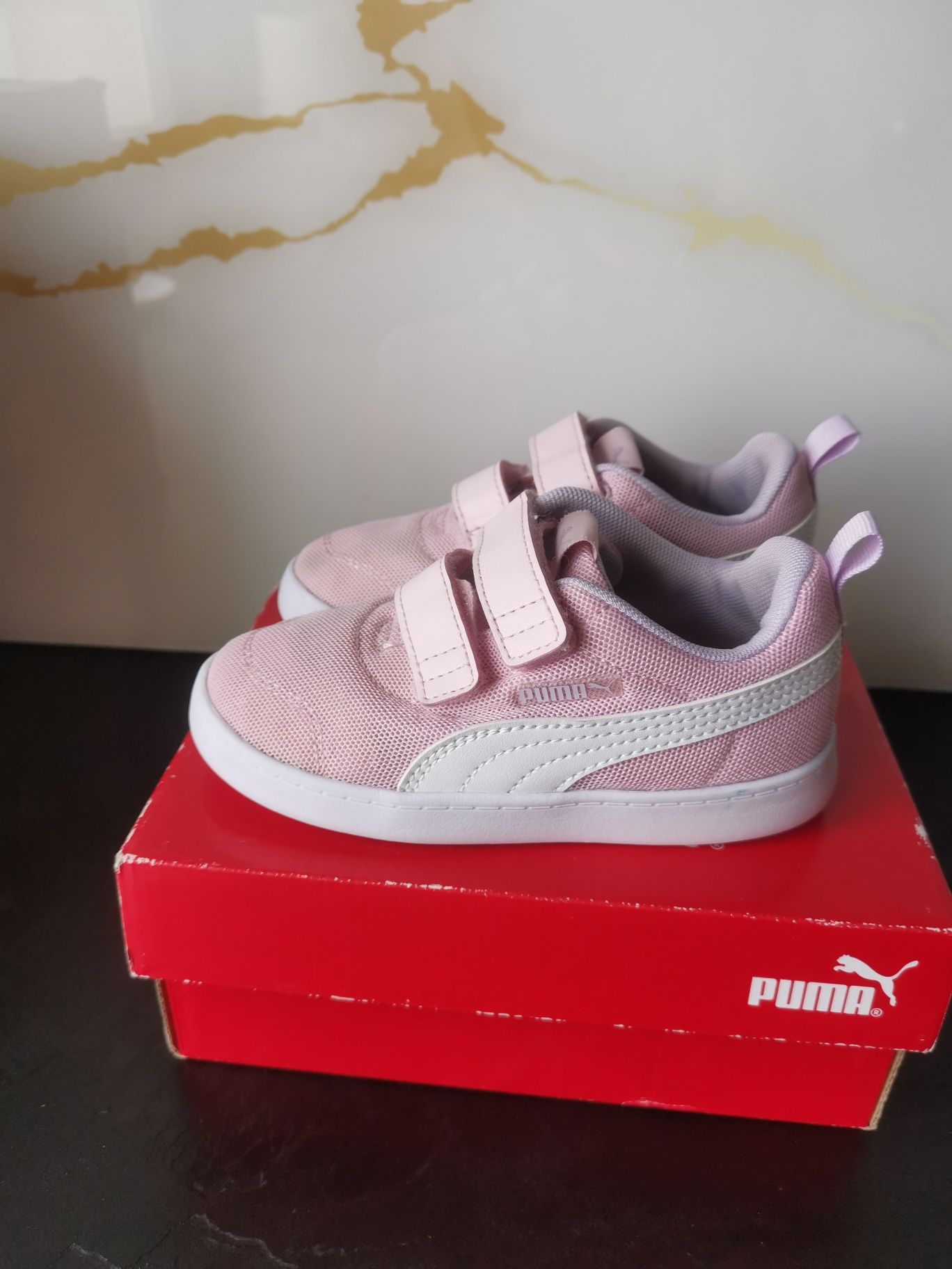 Różowe adidaski Puma