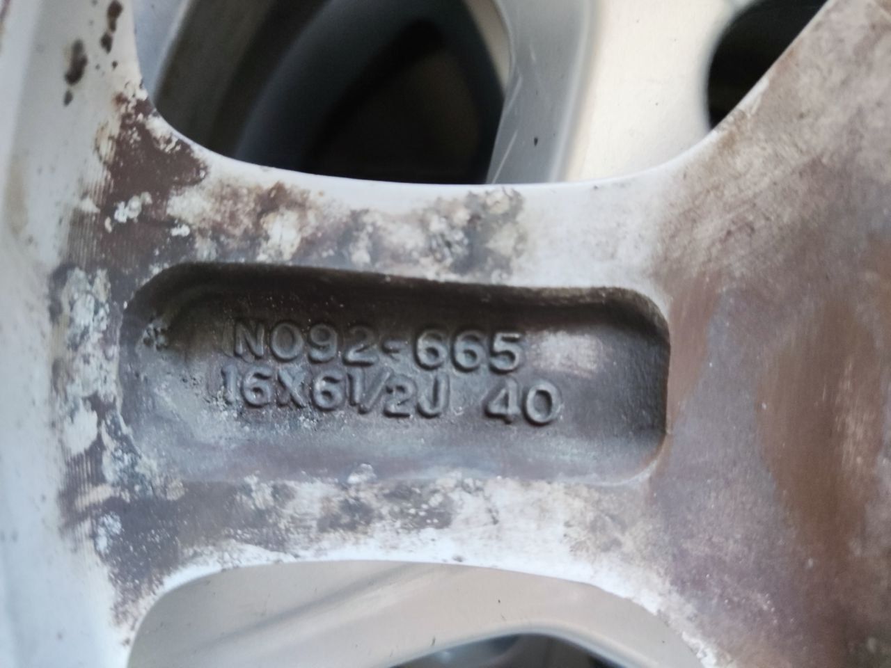 Оригінальні диски Nissan Leaf R16 5*114.3, ET40, 6.5J, DIA 66.1mm