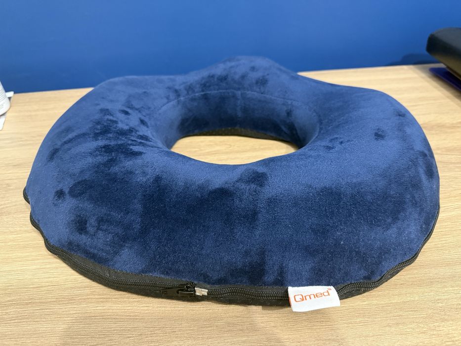 Poduszka Qmed rehabilitacyjna do siedzenia, ciążowa